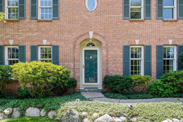2715 Sleepy Hollow Drive, Portage, MI 49024