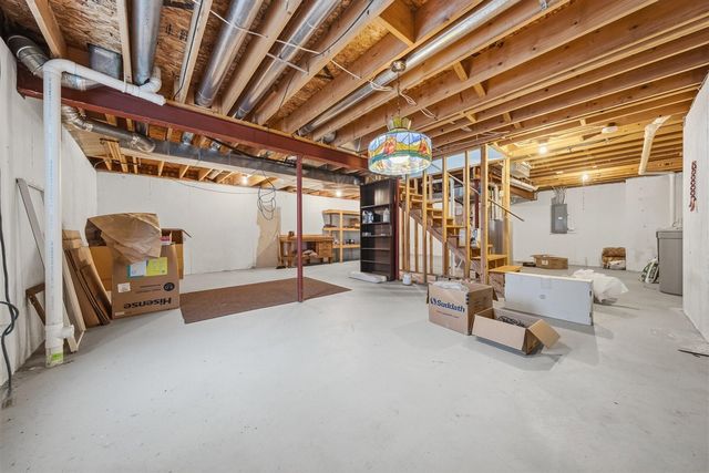 2715 Sleepy Hollow Drive, Portage, MI 49024