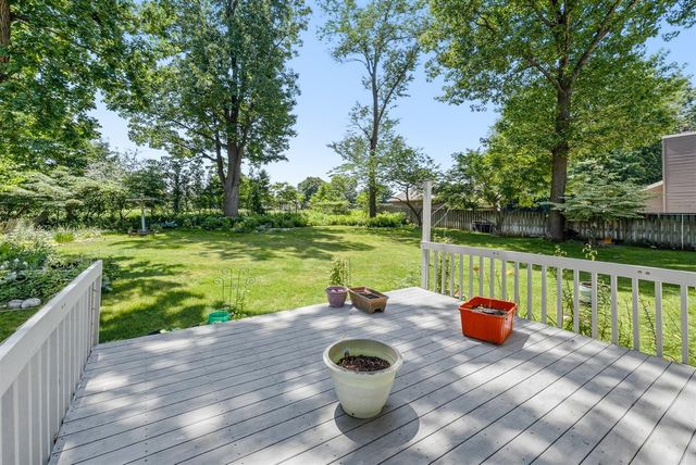 2715 Sleepy Hollow Drive, Portage, MI 49024