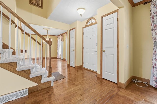 2715 Sleepy Hollow Drive, Portage, MI 49024