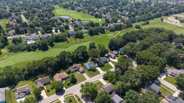 2715 Sleepy Hollow Drive, Portage, MI 49024