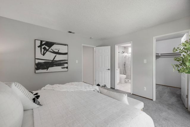 105 Waterglen Cir, Sacramento, CA 95826