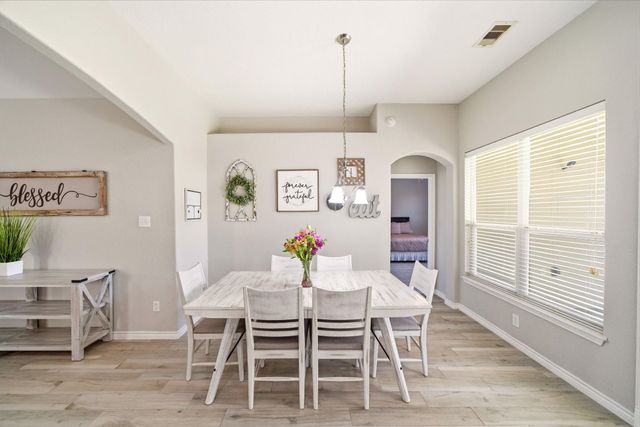 1060 Brigid Court, Dickinson, TX 77539