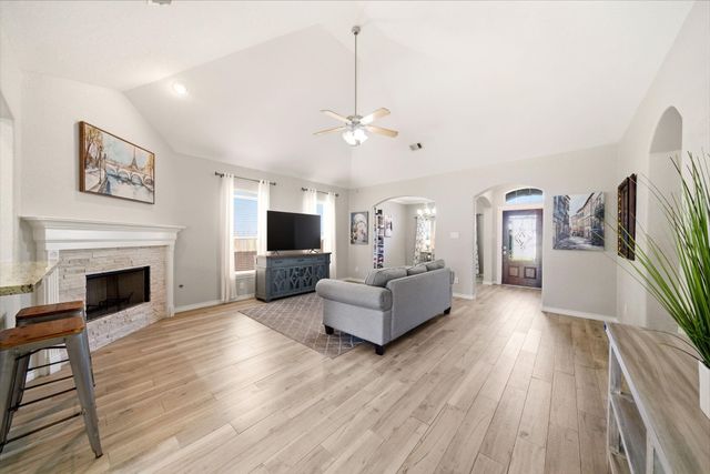 1060 Brigid Court, Dickinson, TX 77539