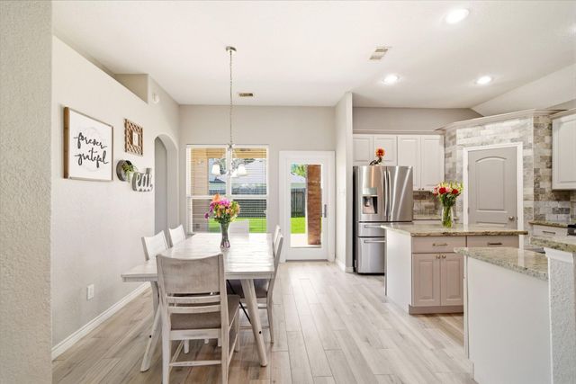 1060 Brigid Court, Dickinson, TX 77539