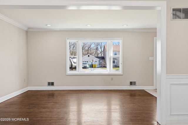129 Melissa Court, Lakewood, NJ 08701