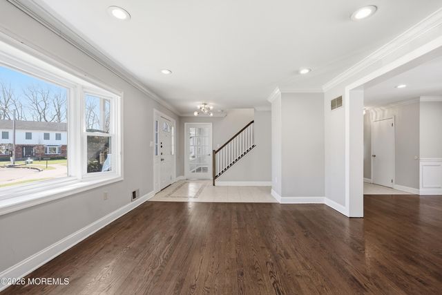 129 Melissa Court, Lakewood, NJ 08701