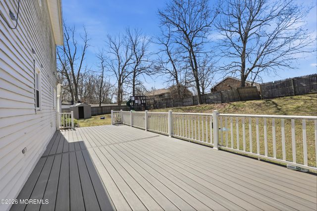 129 Melissa Court, Lakewood, NJ 08701