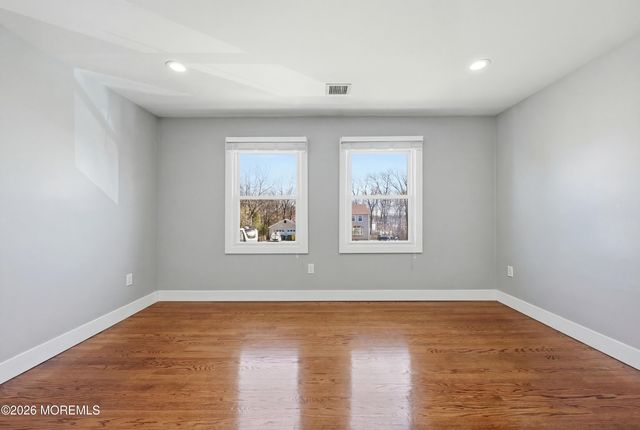 129 Melissa Court, Lakewood, NJ 08701