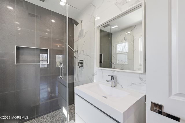 129 Melissa Court, Lakewood, NJ 08701