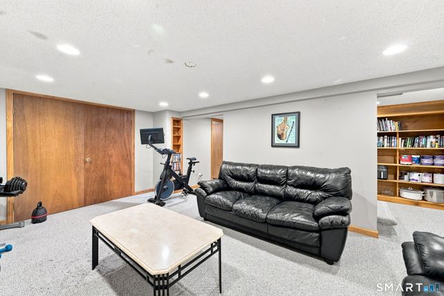109 Boylston Street, Newington, CT 06111