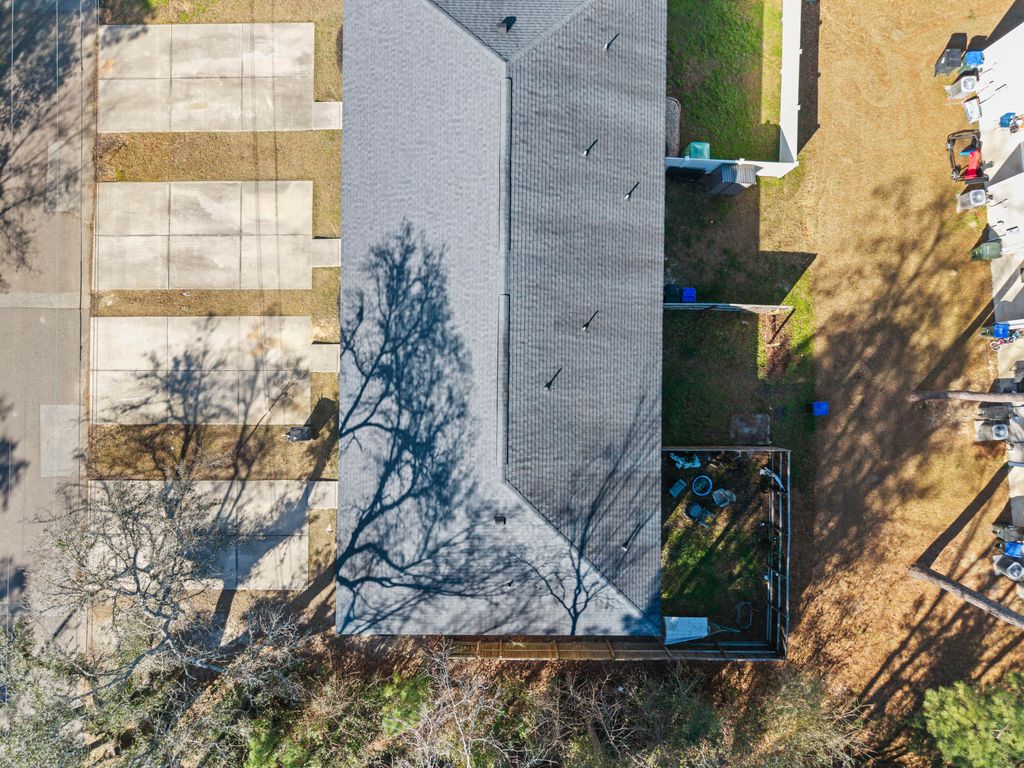 Image 20 of property listing at 123 Boone Street, Summerville, SC 29483