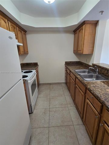 2647 NW 25th Ave 409, Miami, FL 33142