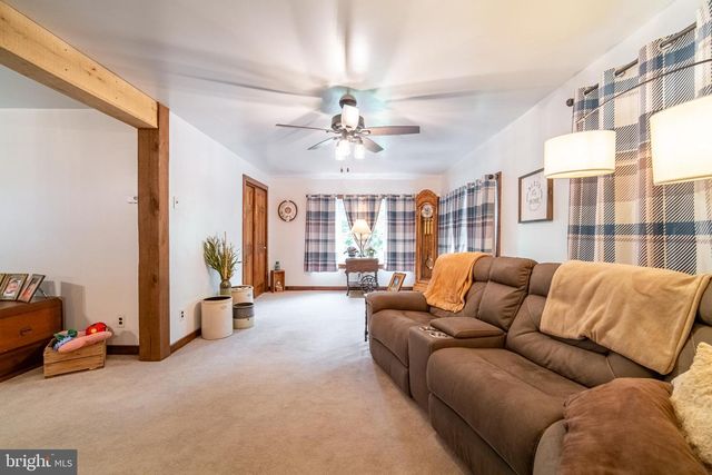 13127 MANOR FURNACE RD, Felton, PA 17322