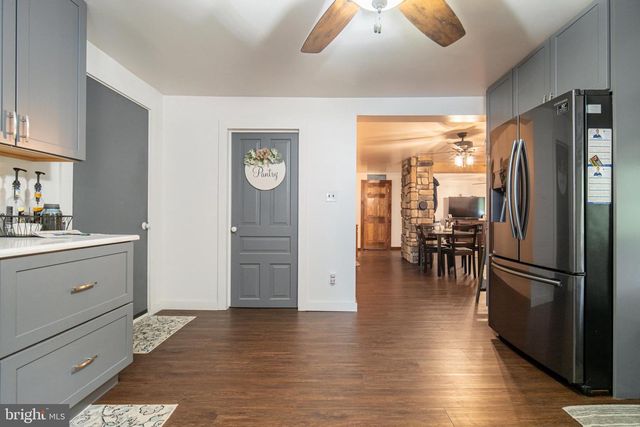 13127 MANOR FURNACE RD, Felton, PA 17322