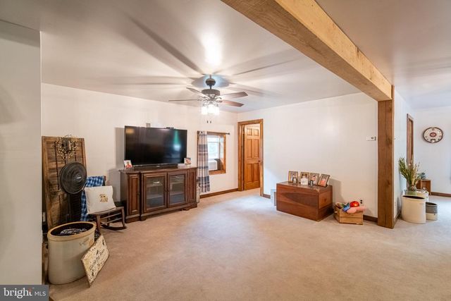 13127 MANOR FURNACE RD, Felton, PA 17322