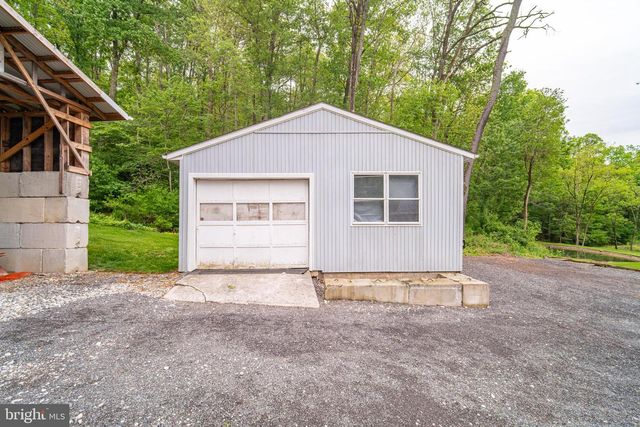 13127 MANOR FURNACE RD, Felton, PA 17322