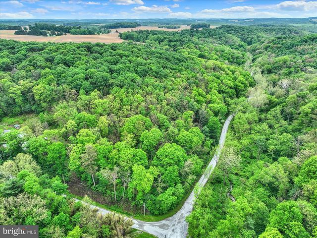13127 MANOR FURNACE RD, Felton, PA 17322