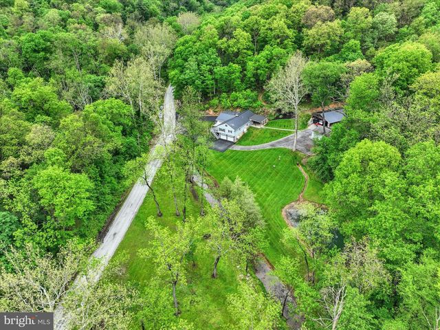 13127 MANOR FURNACE RD, Felton, PA 17322
