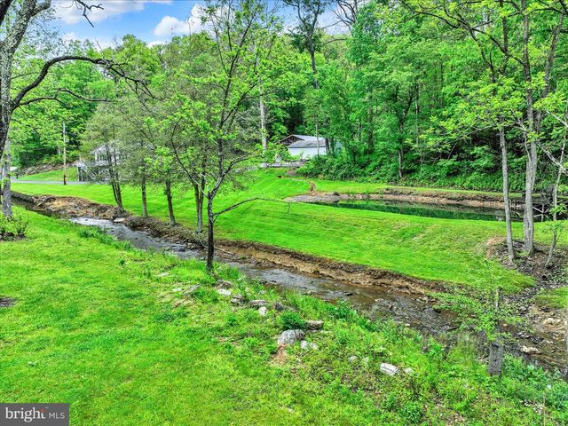 13127 MANOR FURNACE RD, Felton, PA 17322
