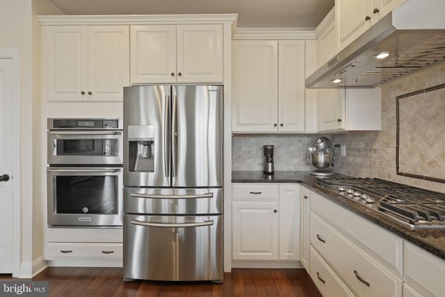 3118 BUTTERNUT LN, Chester Springs, PA 19425