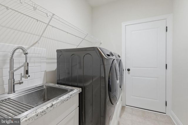 3118 BUTTERNUT LN, Chester Springs, PA 19425