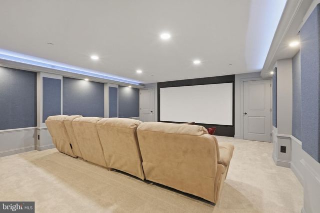 3118 BUTTERNUT LN, Chester Springs, PA 19425