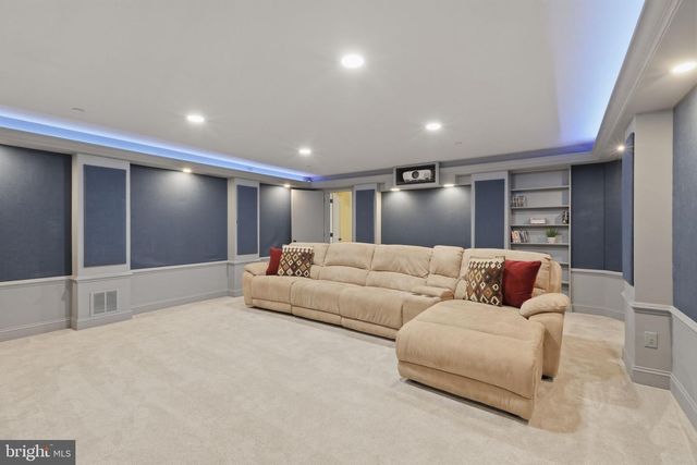 3118 BUTTERNUT LN, Chester Springs, PA 19425