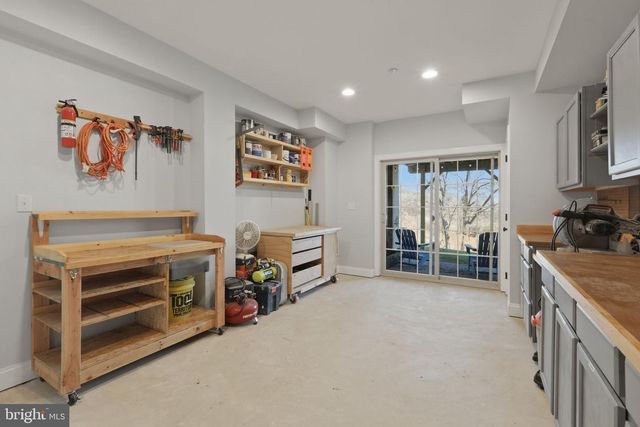 3118 BUTTERNUT LN, Chester Springs, PA 19425