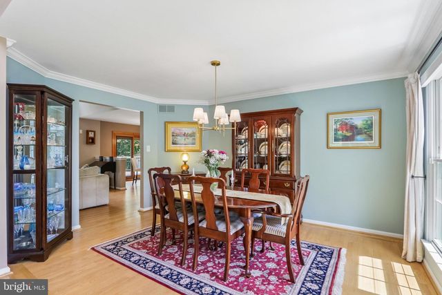 164 MEMORIAL LN, Mount Laurel, NJ 08054