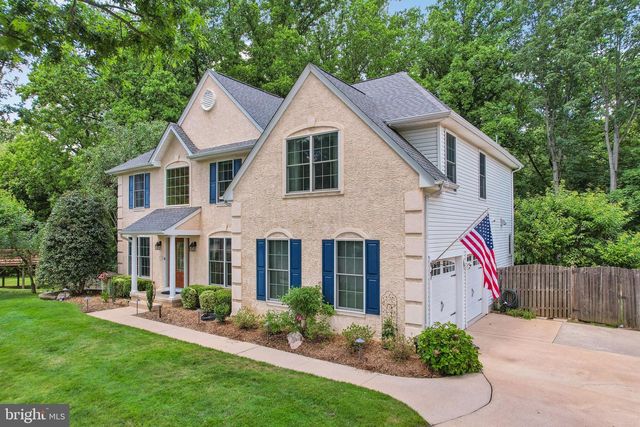 164 MEMORIAL LN, Mount Laurel, NJ 08054