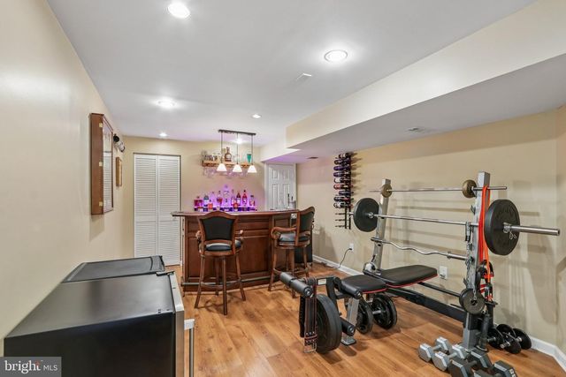 164 MEMORIAL LN, Mount Laurel, NJ 08054