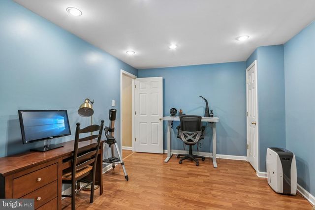 164 MEMORIAL LN, Mount Laurel, NJ 08054
