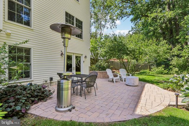 164 MEMORIAL LN, Mount Laurel, NJ 08054