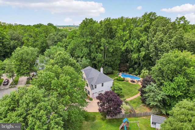 164 MEMORIAL LN, Mount Laurel, NJ 08054