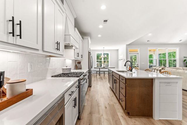 410 Old Plantation Dr., Pawleys Island, SC 29585