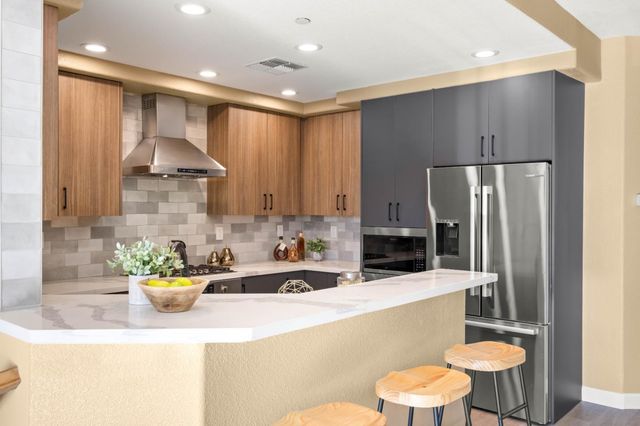 6264 Rocky Point Court, Oakland, CA 94605