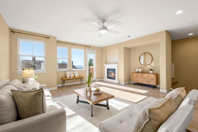 6264 Rocky Point Court, Oakland, CA 94605