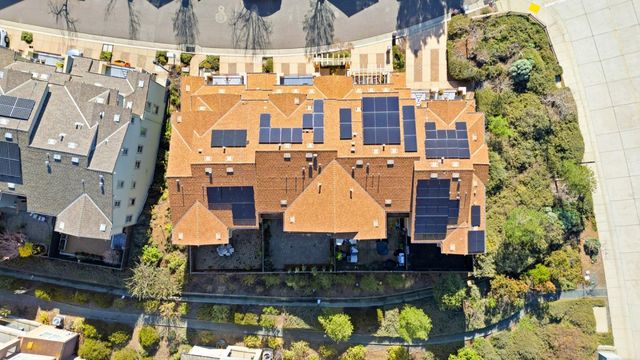 6264 Rocky Point Court, Oakland, CA 94605