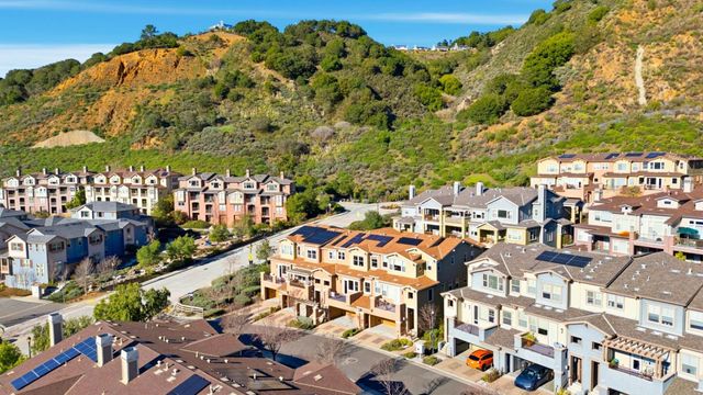 6264 Rocky Point Court, Oakland, CA 94605