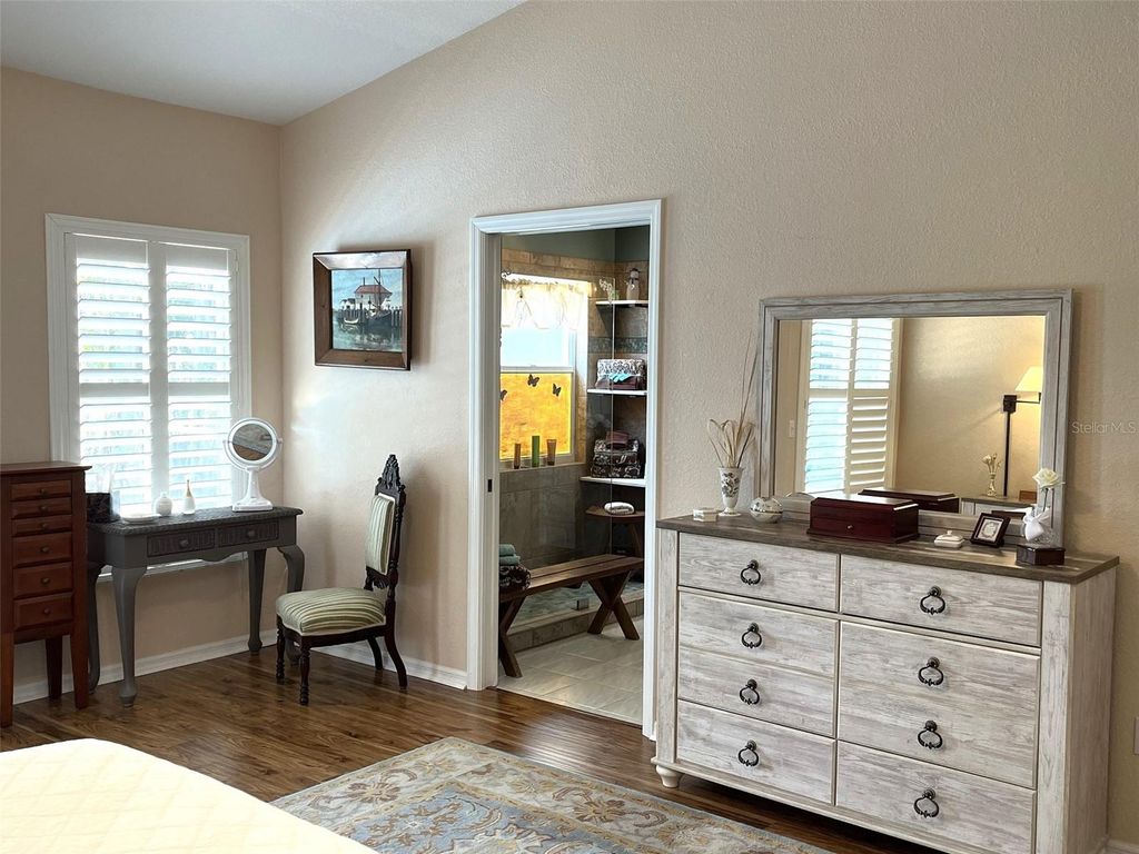 Image 26 of property listing at 4041 KING TARPON DRIVE, Punta Gorda, FL 33955