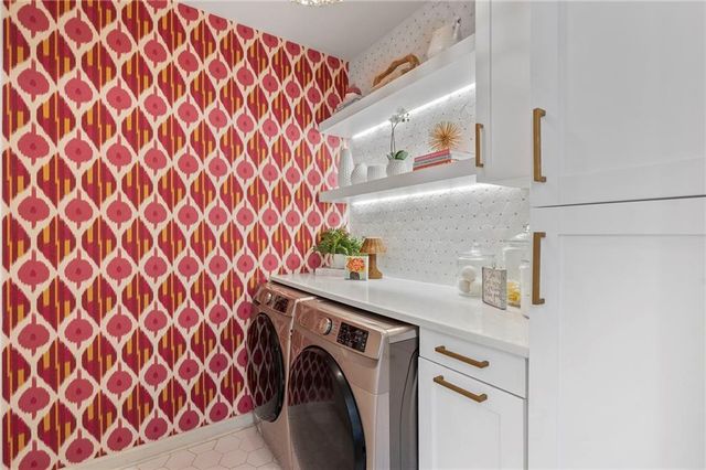 220 Southern Hill Drive, Johns Creek, GA 30097