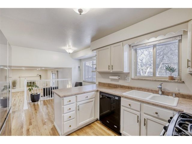 10135 W Iowa Ave, Lakewood, CO 80232