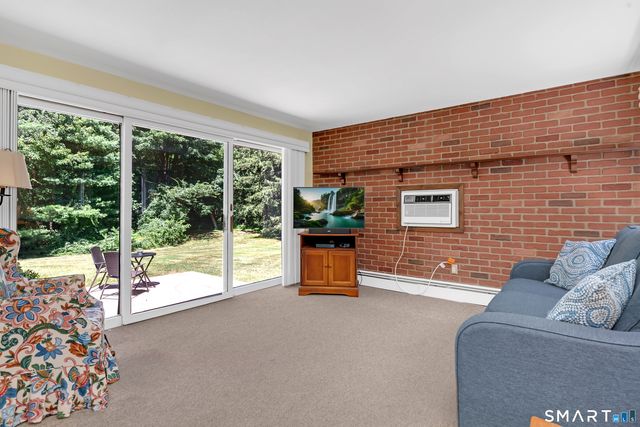 220 Stockade Road, Glastonbury, CT 06073