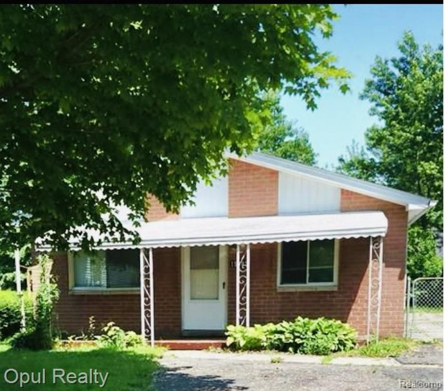 15085 Beech Daly Road, Taylor, MI 48180