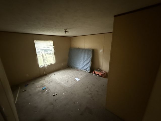 3320 Trace Creek Rd, White Bluff, TN 37187