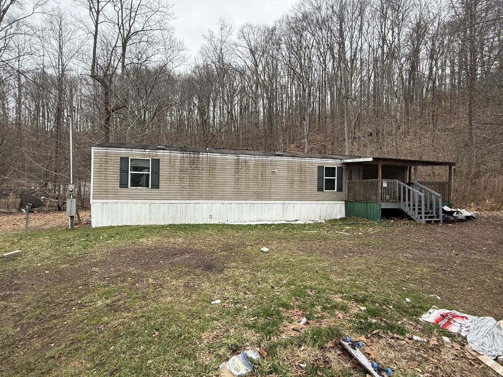 3320 Trace Creek Rd, White Bluff, TN 37187