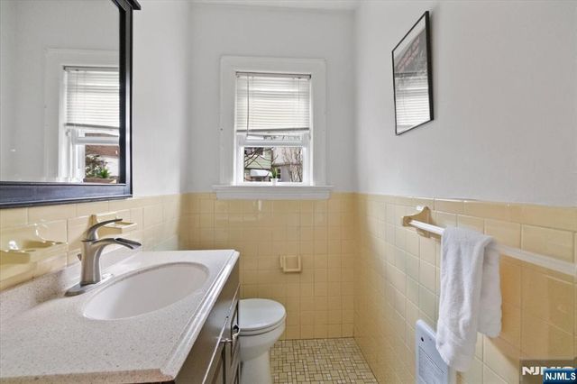 48 Midland Avenue, Garfield, NJ 07026