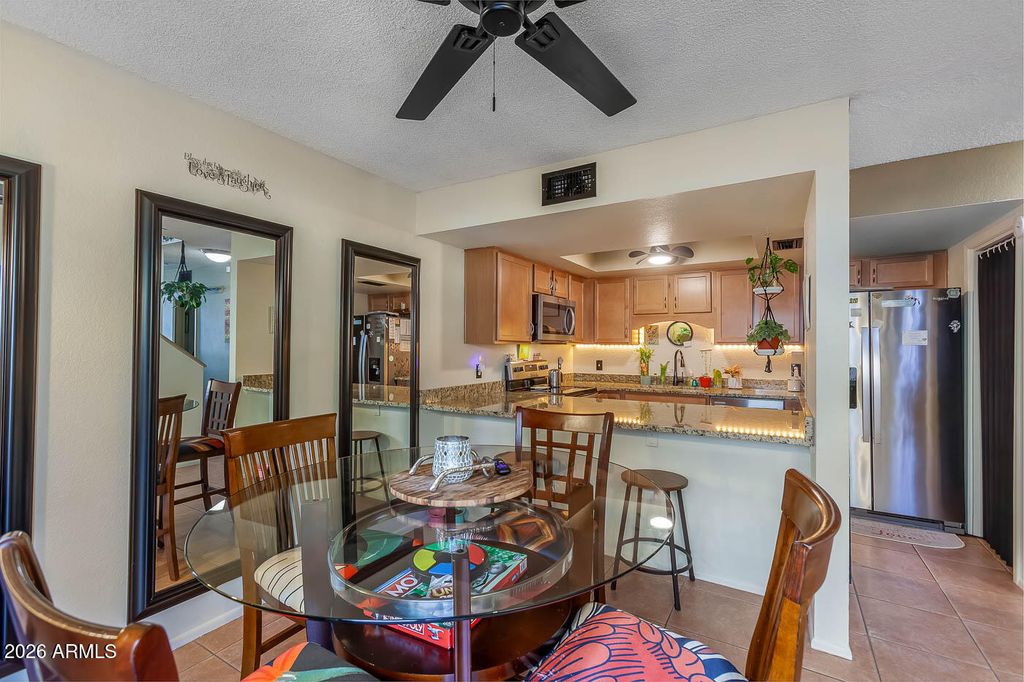 2040 S LONGMORE -- 70, Mesa, AZ 85202 — exterior