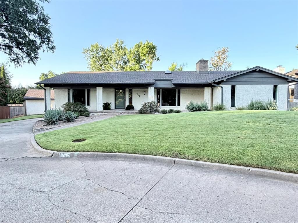 1718 Smoking Oak Court, Norman, OK 73072